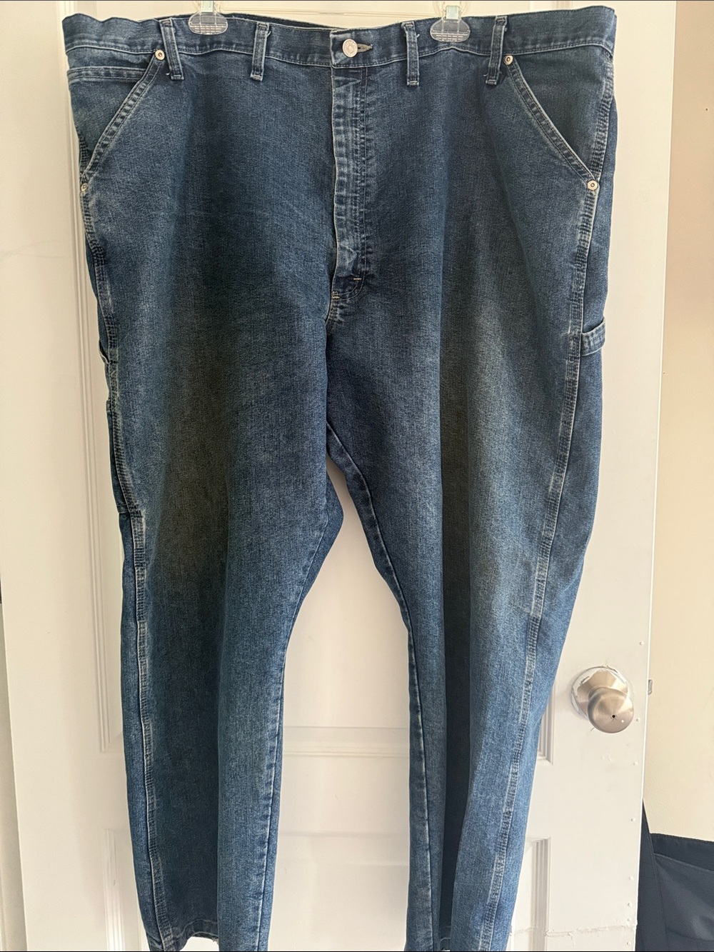 Wrangler Men’s Relaxed Fit Blue Denim Jeans 46x30